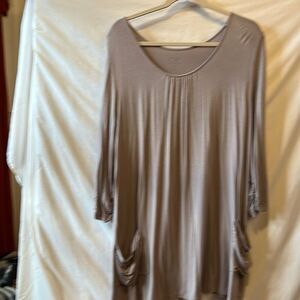Dusty mauve Logo 3/4 length sleeve swing tunic